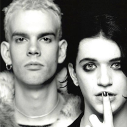 Giphy profile picture for @placebo
