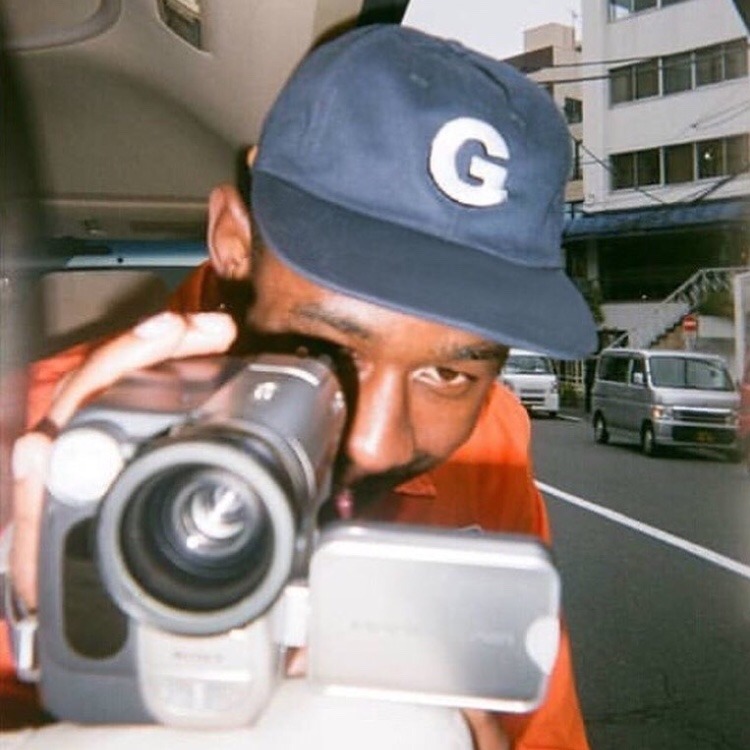 Giphy profile picture for @self