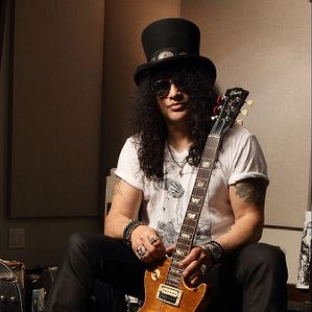 Giphy profile picture for @slash
