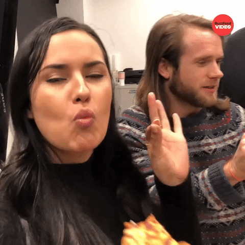 Chuck E Cheese GIFs - Find & Share on GIPHY