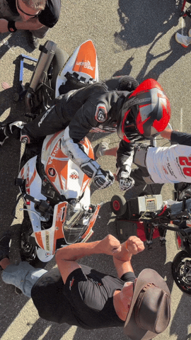 Honda Cbr Check GIF by Moto-Vision