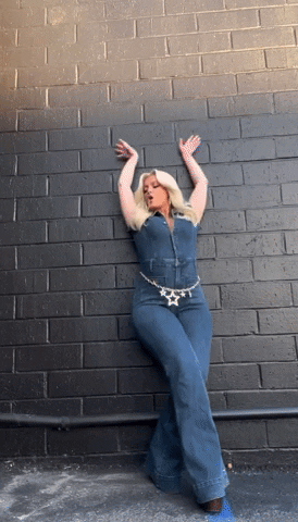giphy.gif?cid=2154d3d7c5dd523050879eae640cf7bdecc9006760765d9d&rid=giphy.gif&ct=g