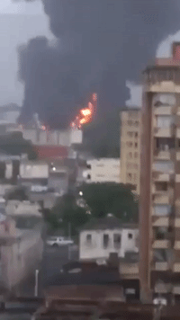 Lightning-Sparked Fire Hits Venezuelan Oil Refinery