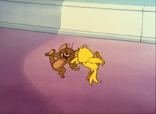 Pohyblivá animace s Jerrym a žlutým ptáčkem, držícími se za ruce a tancujícími dokola. 