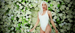 giphy.gif?cid=790b7611e58e6dcc374d6b1292