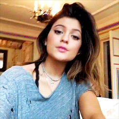 come kylie jenner GIF