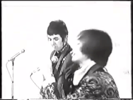 queenlizzybettecallachor small faces ronnie lane steve  marriott GIF