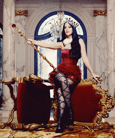 katy perry queen GIF