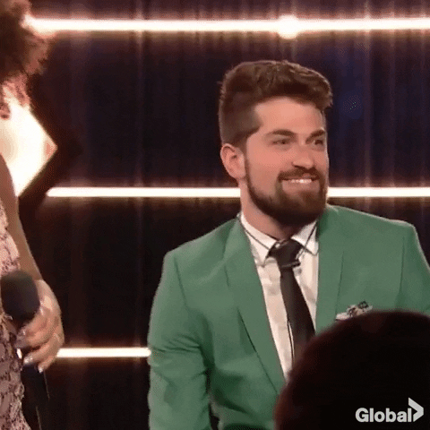 happy on stage GIF by Global TV