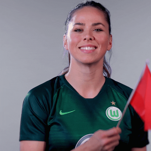 waving china GIF by VfL Wolfsburg