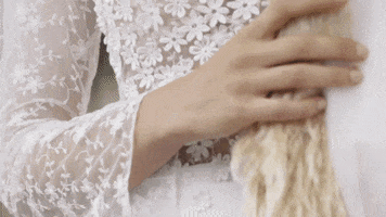 Sara GIF