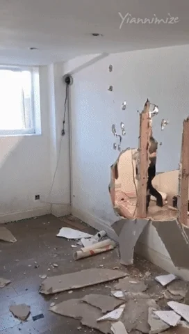 home alone jump GIF by Yiannimize