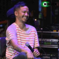 200.gif?cid=fc005b08292a2e571a69522c54e9be5793cd754497c8298a&rid=200.gif&ct=g
