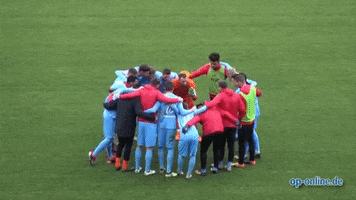 kickers offenbach huddle GIF by 3ECKE11ER