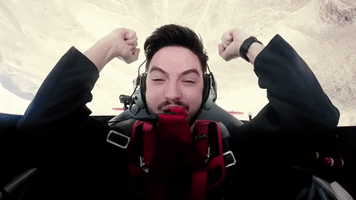 200.gif?cid=fc005b08fe77381ff230672c2d6eabd9622d572ae085f7f3&rid=200.gif&ct=g