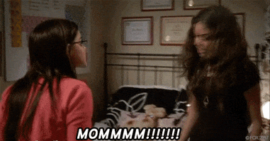 yelling modern family GIF by 20th Century Fox Home Entertainment