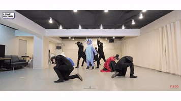 Waving Kim Jonghyun GIF