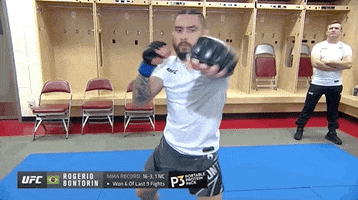 200.gif?cid=fc005b08d6cbbb1b4523813cdfec1ec25038b9735b491ab9&rid=200.gif&ct=g