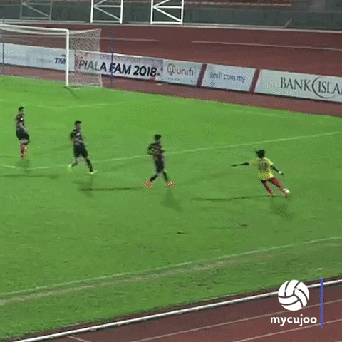 Soaring Malaysian Football GIF by ELEVEN SPORTS