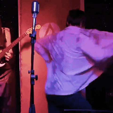 giphy.gif?cid=6c09b95238eqs9tt57evdv0jwy8g1m6huwd0gl38vcdcxov9&ep=v1_internal_gif_by_id&rid=giphy.gif&ct=g