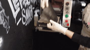 fredricou sushi burrito machine paris japon GIF