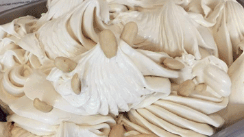 Gioielgelato GIF