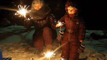 dmitrybredikhin winter kid cinemagraph sparclers GIF