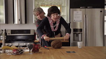 200.gif?cid=fc005b08281cd068abe04b7130623d7b41c5c9e07be8c511&rid=200.gif&ct=g