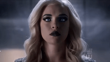 raphaelaalves23 killer frost caitlin becoming GIF