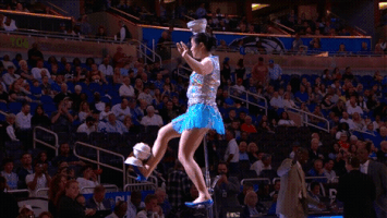 200.gif?cid=fc005b08b392dec25812f8f68ec3c8db8137757229b27d13&rid=200.gif&ct=g