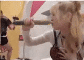 bxlab1yzudhyujvh  GIF