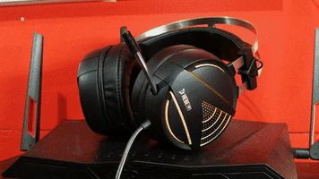 easondeguzmanjr gamdias hebe m1 GIF