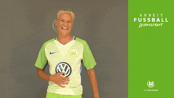 pernille harder laugh GIF by VfL Wolfsburg