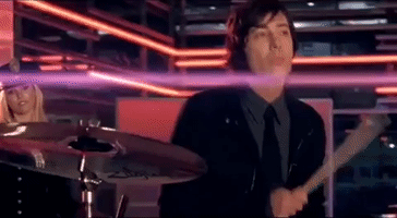 200.gif?cid=fc005b081cda1a14aa9242792b365ed51399be8adc2715c8&rid=200.gif&ct=g
