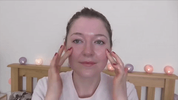 Masaje Arrugas Ojos GIF