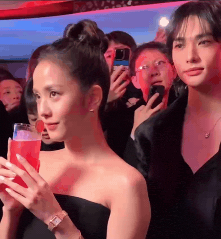 Amber GIF