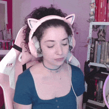 Streamer GIF