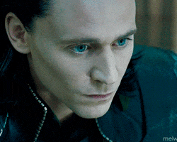 Tom Hiddleston Blue Eyes GIFs - Find & Share on GIPHY