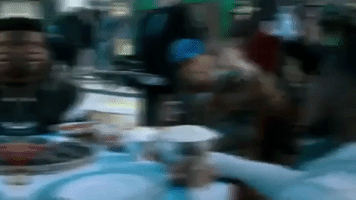 200.gif?cid=fc005b08deba457fd281564d4317c14f54b29e9201895cef&rid=200.gif&ct=g