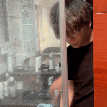 哇 GIF