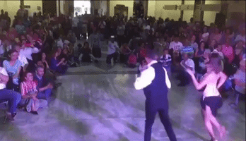 Domingo Centro GIF