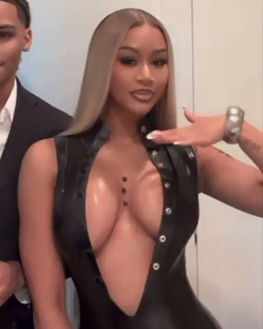 Lakeyah GIF