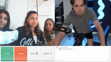 Guldleobuss GIF