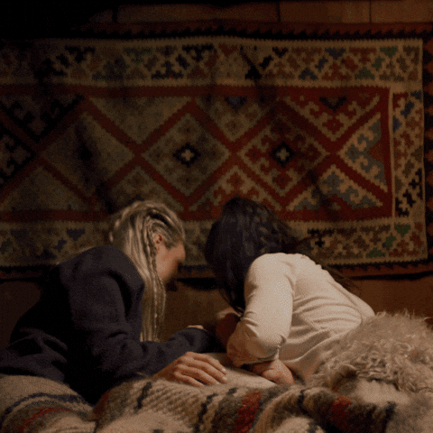 giphy.gif