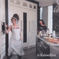 Eliana GIF