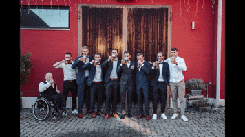 Gruppenbild Hochzeit GIF