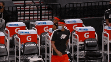 200.gif?cid=fc005b08e5c590f0314440ce5e06eb07b7ce37b5a0ed1dc8&rid=200.gif&ct=g