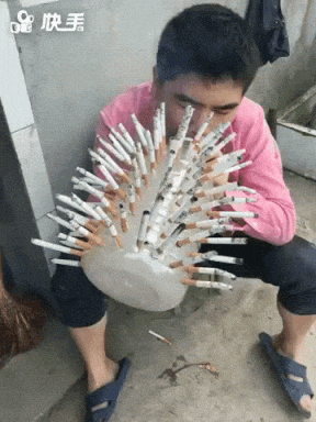 [Linked Image from media0.giphy.com]