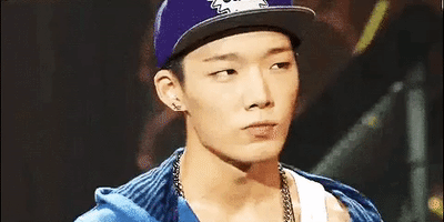Ikon Bobby GIF