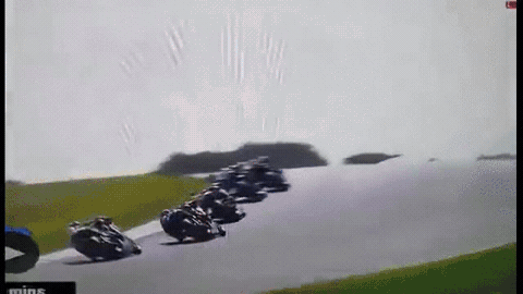 https://media0.giphy.com/media/9CB0aoGJYDmtW/giphy.gif?cid=790b76112d40b024ff3176d952c7504c06c17b56b814be0b&rid=giphy.gif